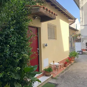 https://casina-di-nina.it-tuscanyhotel.com